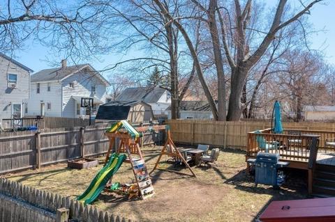 77 Laurence St, Springfield, MA 01104 photo 20