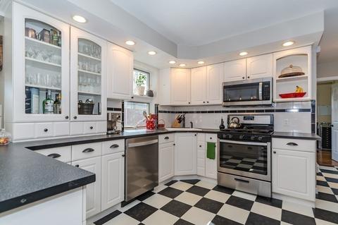 33 Crane Ave, Maynard, MA 01754 photo 4