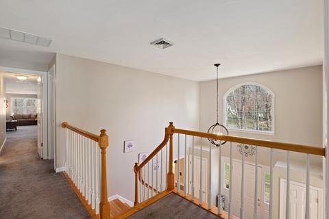 18 Cadman Rd, Mendon, MA 01756 photo 17