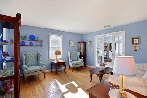 18 Cadman Rd, Mendon, MA 01756 photo 4