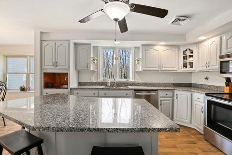 18 Cadman Rd, Mendon, MA 01756 photo 13