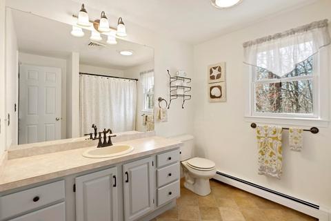 18 Cadman Rd, Mendon, MA 01756 photo 25
