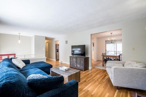 21 Longmeadow Dr, Canton, MA 02021 photo 8
