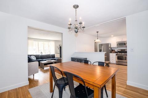 21 Longmeadow Dr, Canton, MA 02021 photo 14