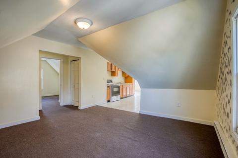 57 Acushnet Ave, Springfield, MA 01105 photo 13