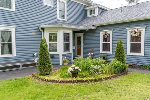 20 Church St, Ware, MA 01082 photo 8
