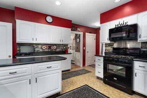 20 Church St, Ware, MA 01082 photo 11