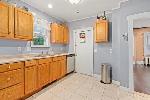 27 Newton St, Everett, MA 02149 photo 5