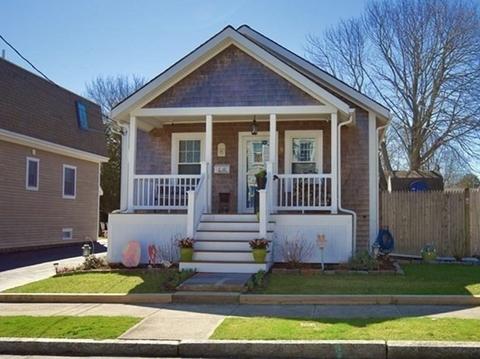 5 Friendly St, Fairhaven, MA 02719 photo 2