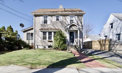 14 Benz St, Springfield, MA 01118 photo 2