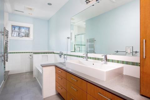 100 Jordan, Brookline, MA 02446 photo 24