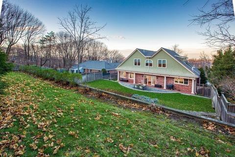 100 Jordan, Brookline, MA 02446 photo 21