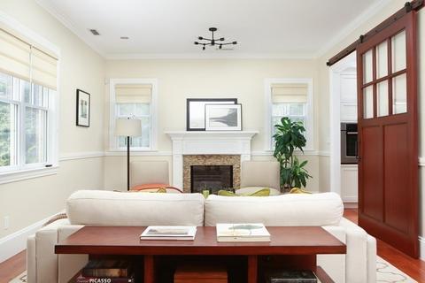 100 Jordan, Brookline, MA 02446 photo 2