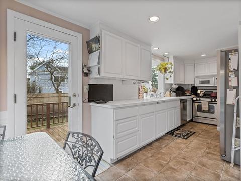 5 Dexter Rd, Wellesley, MA 02482 photo 12