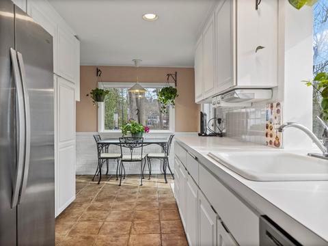 5 Dexter Rd, Wellesley, MA 02482 photo 11