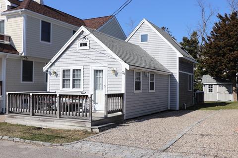 24 Wilsons Grv, Mashpee, MA 02649 photo 2