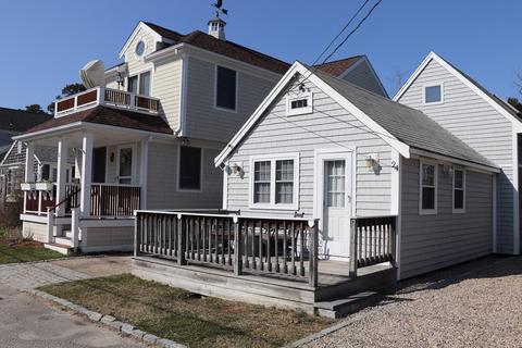24 Wilsons Grv, Mashpee, MA 02649 photo 1