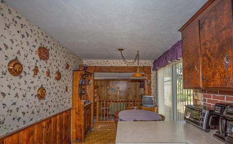 76 Willowbrook Dr, Springfield, MA 01129 photo 6
