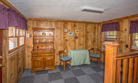 76 Willowbrook Dr, Springfield, MA 01129 photo 4