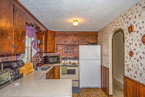 76 Willowbrook Dr, Springfield, MA 01129 photo 10