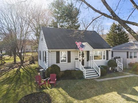 16 Hilton Ave, Worcester, MA 01604 photo 1