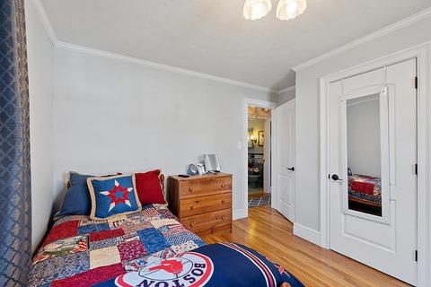 16 Hilton Ave, Worcester, MA 01604 photo 11