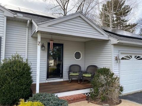 7 Berkshire Cir, Ware, MA 01082 photo 3