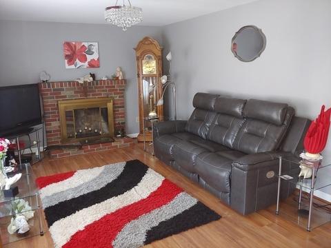 7 Sutton Ln, Worcester, MA 01603 photo 8