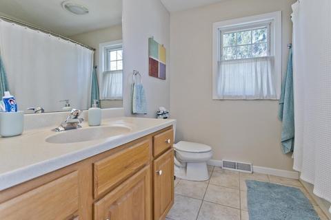 1 Park Ave, Easthampton, MA 01027 photo 24