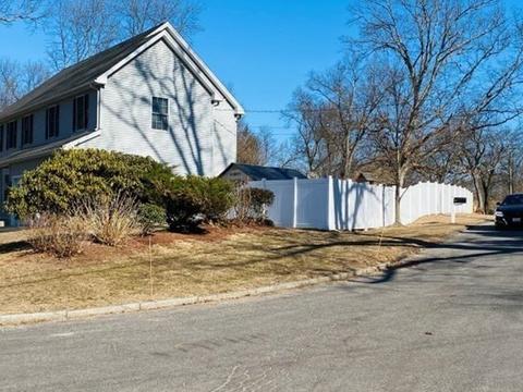231 Pondview, Springfield, MA 01118 photo 2