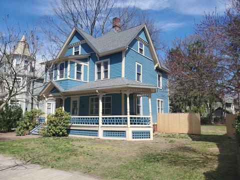 37 Greenleaf St, Springfield, MA 01108 photo 1