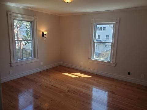 37 Greenleaf St, Springfield, MA 01108 photo 17