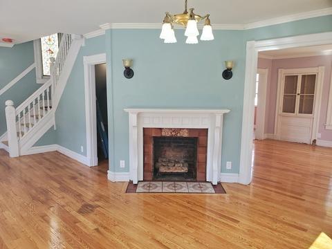 37 Greenleaf St, Springfield, MA 01108 photo 5
