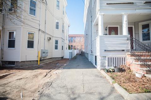 49 Pearl St, Everett, MA 02149 photo 3