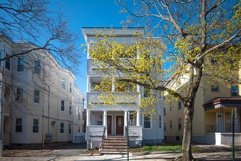 49 Pearl St, Everett, MA 02149 photo 2