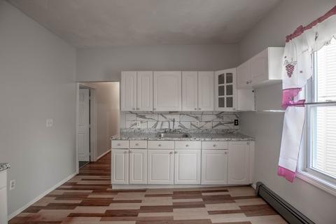 49 Pearl St, Everett, MA 02149 photo 9