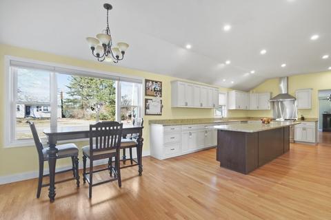 7 Harrison Rd, Canton, MA 02021 photo 4