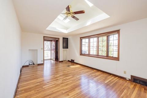 43 Griffin St, Springfield, MA 01104 photo 5