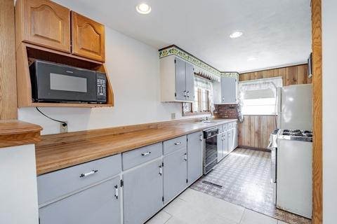 43 Griffin St, Springfield, MA 01104 photo 6