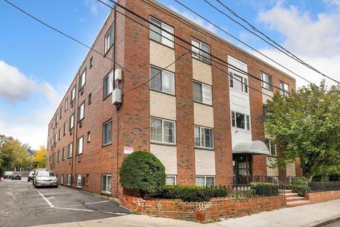 15 Staples Ave #24, Everett, MA 02149 photo 1