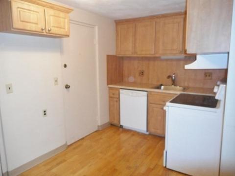 15 Staples Ave #24, Everett, MA 02149 photo 7