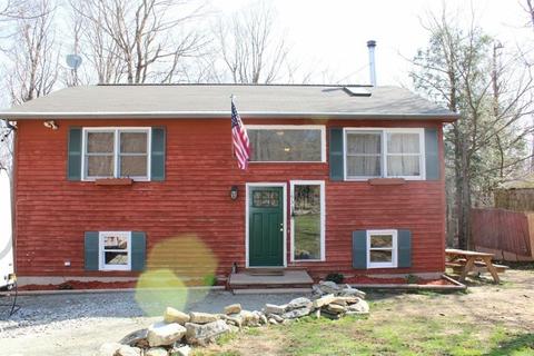 193 Black Arrow Way, Becket, MA 01223 photo 3