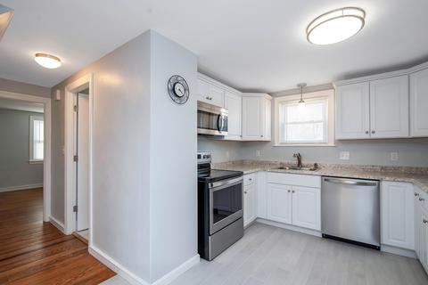 50 Seneca St, Springfield, MA 01151 photo 9