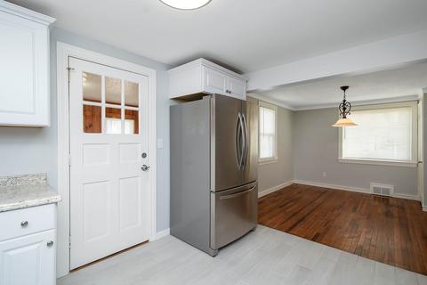 50 Seneca St, Springfield, MA 01151 photo 7