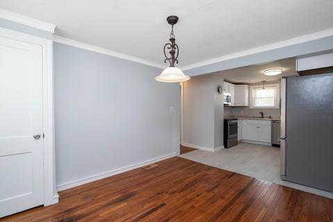 50 Seneca St, Springfield, MA 01151 photo 12