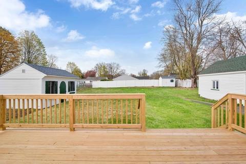 50 Seneca St, Springfield, MA 01151 photo 35