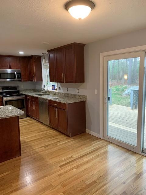 155 Pleasant St, Upton, MA 01568 photo 10