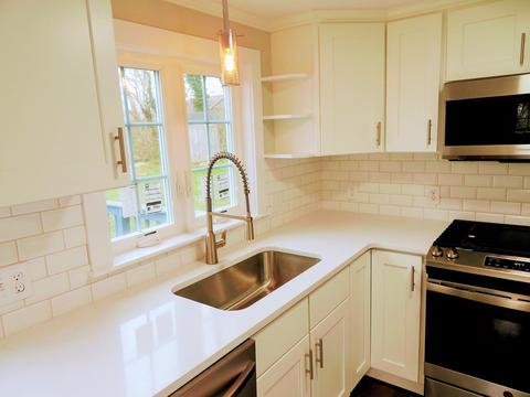306 Oak Neck Rd, Hyannis, MA 02601 photo 4