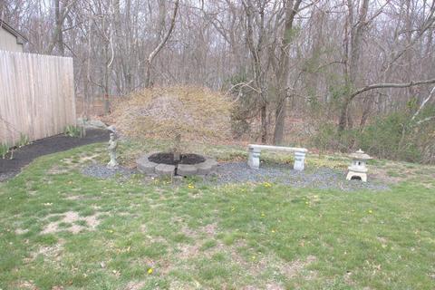150 Leeward Rd, Fall River, MA 02720 photo 3