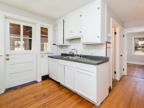 4 Pine Tree Dr, Worcester, MA 01609 photo 14